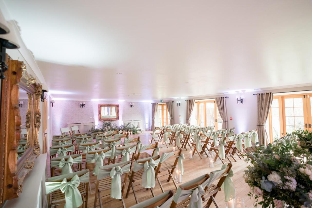 Tottington Manor Hotel Henfield Esterno foto