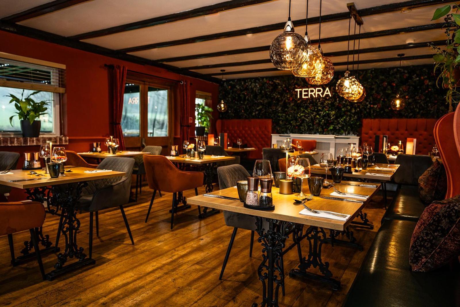 Tottington Manor Hotel Henfield Esterno foto