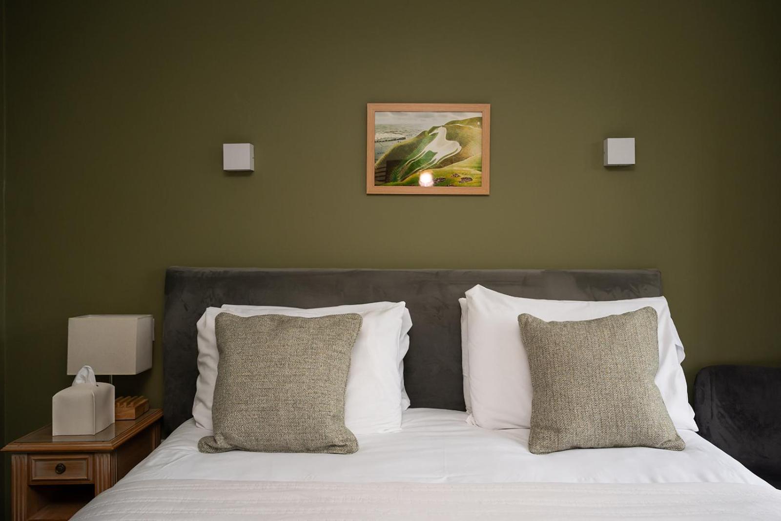 Tottington Manor Hotel Henfield Esterno foto